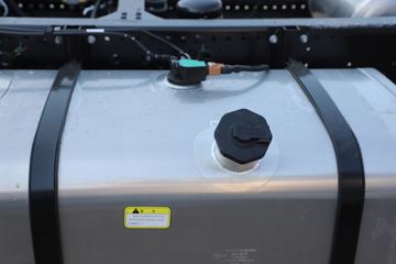 ��������A9 ���ʰ� 2.5L���� 185���� ��ʿ��8�� 3600��� ��ɲ 4.18�׵��������ῨͼƬ