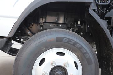 ����˧��S9 2.5L 185���� ��ʿ��8�� 4.18�׵��Ų�դʽ�ῨͼƬ