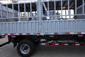 ����˧��S9 2.5L 185���� ��ʿ��8�� 4.18�׵��Ų�դʽ�ῨͼƬ