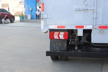 ����˧��S9 2.5L 185���� ��ʿ��8�� 4.18�׵��Ų�դʽ�ῨͼƬ