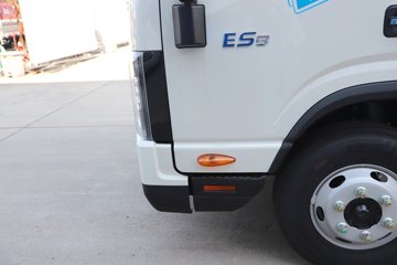 ����˧��ES9 ��ɲ 4.18�׵��Ŵ��綯��դʽ�Ῠ ����ʱ��140.41kWhͼƬ
