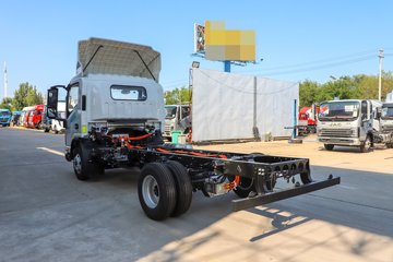 ����˧��ES9 ��ɲ 4.18�׵��Ŵ��綯��դʽ�Ῠ ����ʱ��140.41kWhͼƬ