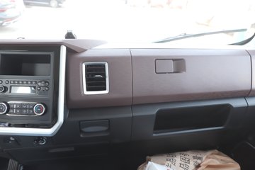 ����˧��ES9 ��ɲ 4.18�׵��Ŵ��綯��դʽ�Ῠ ����ʱ��140.41kWhͼƬ