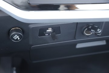 ����˧��ES9 ��ɲ 4.18�׵��Ŵ��綯��դʽ�Ῠ ����ʱ��140.41kWhͼƬ