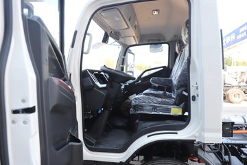 ����˧��ES9 ��ɲ 4.18�׵��Ŵ��綯��դʽ�Ῠ ����ʱ��140.41kWhͼƬ