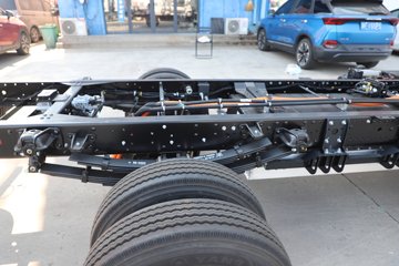 ����˧��ES9 ��ɲ 4.18�׵��Ŵ��綯��դʽ�Ῠ ����ʱ��140.41kWhͼƬ