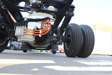 ����˧��ES9 ��ɲ 4.18�׵��Ŵ��綯��դʽ�Ῠ ����ʱ��140.41kWhͼƬ