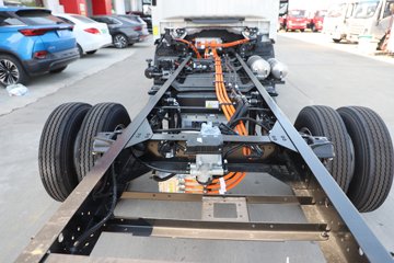 ����˧��ES9 ��ɲ 4.18�׵��Ŵ��綯��դʽ�Ῠ ����ʱ��140.41kWhͼƬ