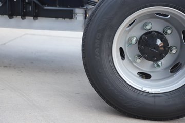 ����˧��ES9 ��ɲ 4.18�׵��Ŵ��綯��դʽ�Ῠ ����ʱ��140.41kWhͼƬ