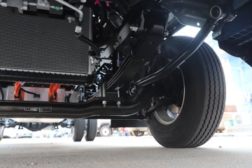 ����˧��ES9 ��ɲ 4.18�׵��Ŵ��綯��դʽ�Ῠ ����ʱ��140.41kWhͼƬ