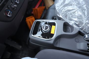 �����������EL 4.17�׵��Ŵ��綯�����Ῠ ����ʱ��100kWhͼƬ