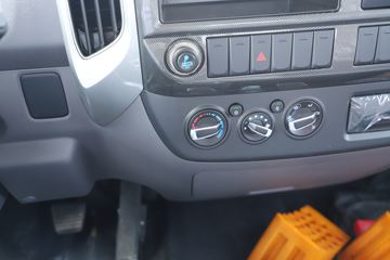 �����������EL 4.17�׵��Ŵ��綯�����Ῠ ����ʱ��100kWhͼƬ