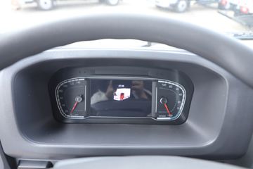 �����������EL 4.17�׵��Ŵ��綯�����Ῠ ����ʱ��100kWhͼƬ