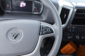�����������EL 4.17�׵��Ŵ��綯�����Ῠ ����ʱ��100kWhͼƬ