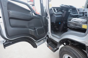 ��������A7 2.5L���� 170���� ����6�� 4.18�׵��������ῨͼƬ