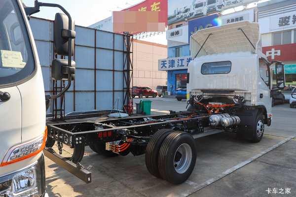 重载版新能源货车。承载3~8吨货。爬坡有力。
