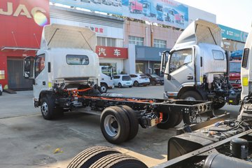 ��������EV9 4.18�׵��Ŵ��綯��դʽ�Ῠ ��γ140.41kWhͼƬ