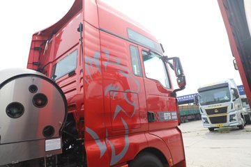 �����ǵ¿� SITRAK G7S 14.6L LNG 630���� 6X4 �ɰ���12�� AMT�Զ��� ǣ����ͼƬ