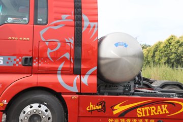 �����ǵ¿� SITRAK G7S 14.6L LNG 630���� 6X4 �ɰ���12�� AMT�Զ��� ǣ����ͼƬ