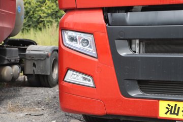 �����ǵ¿� SITRAK G7S 14.6L LNG 630���� 6X4 �ɰ���12�� AMT�Զ��� ǣ����ͼƬ