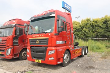 �����ǵ¿� SITRAK G7S 14.6L LNG 630���� 6X4 �ɰ���12�� AMT�Զ��� ǣ����ͼƬ
