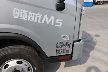 ʱ���캽M5 2.5L���� 150���� ������5�� 3.83���Ű������ῨͼƬ