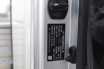 ʱ���캽M5 2.5L���� 150���� ������5�� 3.83���Ű������ῨͼƬ