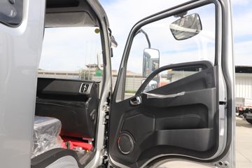 ʱ���캽M5 2.5L���� 150���� ������5�� 3.83���Ű������ῨͼƬ
