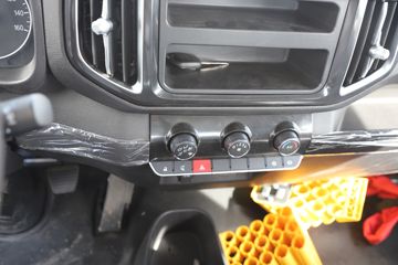 ʱ���캽M5 2.5L���� 150���� ������5�� 3.83���Ű������ῨͼƬ