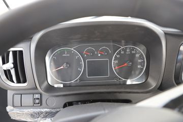 ʱ���캽M5 2.5L���� 150���� ������5�� 3.83���Ű������ῨͼƬ