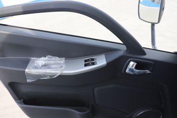 ʱ���캽M5 2.5L���� 150���� ������5�� 3.83���Ű������ῨͼƬ