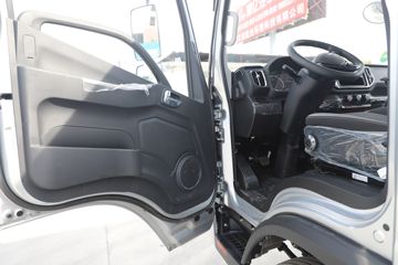 ʱ���캽M5 2.5L���� 150���� ������5�� 3.83���Ű������ῨͼƬ