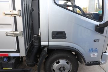 ����ŷ����S1 ��ӯ�� 2.5L���� 185���� �ɰ���5�� 4.17�׵�����ʽ�ῨͼƬ