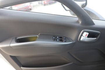 ����ŷ����S1 ��ӯ�� 2.5L���� 185���� �ɰ���5�� 4.17�׵�����ʽ�ῨͼƬ