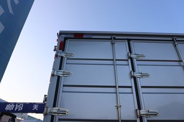 ����ŷ����S1 ��ӯ�� 2.5L���� 185���� �ɰ���5�� 4.17�׵�����ʽ�ῨͼƬ