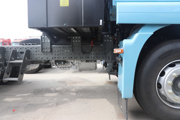 �����ǵ¿�SITRAK G7M 6X4 ���綯ǣ����ͼƬ