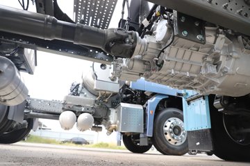 �����ǵ¿�SITRAK G7M 6X4 ���綯ǣ����ͼƬ