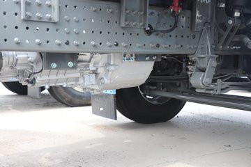 �����ǵ¿�SITRAK G7M 6X4 ���綯ǣ����ͼƬ