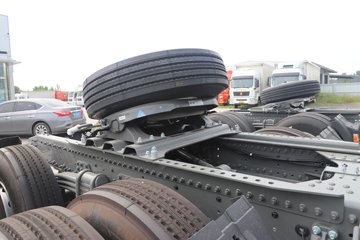 �����ǵ¿�SITRAK G7M 6X4 ���綯ǣ����ͼƬ
