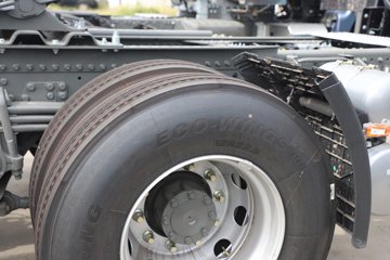 �����ǵ¿�SITRAK G7M 6X4 ���綯ǣ����ͼƬ