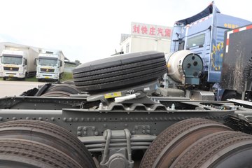 �����ǵ¿�SITRAK G7M 6X4 ���綯ǣ����ͼƬ