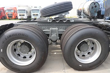 �����ǵ¿�SITRAK G7M 6X4 ���綯ǣ����ͼƬ