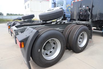 �����ǵ¿�SITRAK G7M 6X4 ���綯ǣ����ͼƬ
