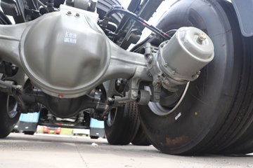 �����ǵ¿�SITRAK G7M 6X4 ���綯ǣ����ͼƬ
