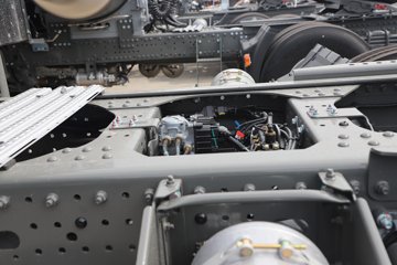 �����ǵ¿�SITRAK G7M 6X4 ���綯ǣ����ͼƬ