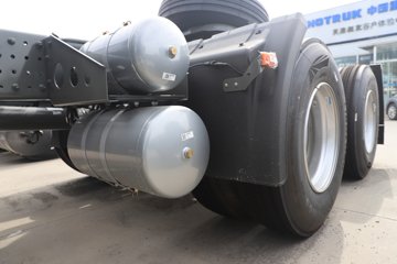 �����ǵ¿�SITRAK G7M 6X4 ���綯ǣ����ͼƬ
