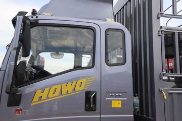 ����HOWOͳ˧ 2.5L���� 185���� �й�����12�� 3.85���Ű��դʽ�ῨͼƬ