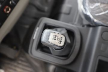 ����HOWOͳ˧ 2.5L���� 185���� �й�����12�� 3.85���Ű��դʽ�ῨͼƬ