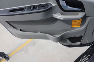����HOWOͳ˧ 2.5L���� 185���� �й�����12�� 3.85���Ű��դʽ�ῨͼƬ