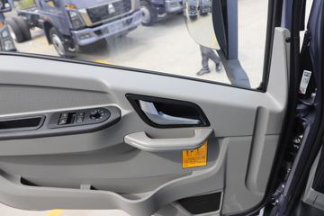 ����HOWOͳ˧ 2.5L���� 185���� �й�����12�� 3.85���Ű��դʽ�ῨͼƬ